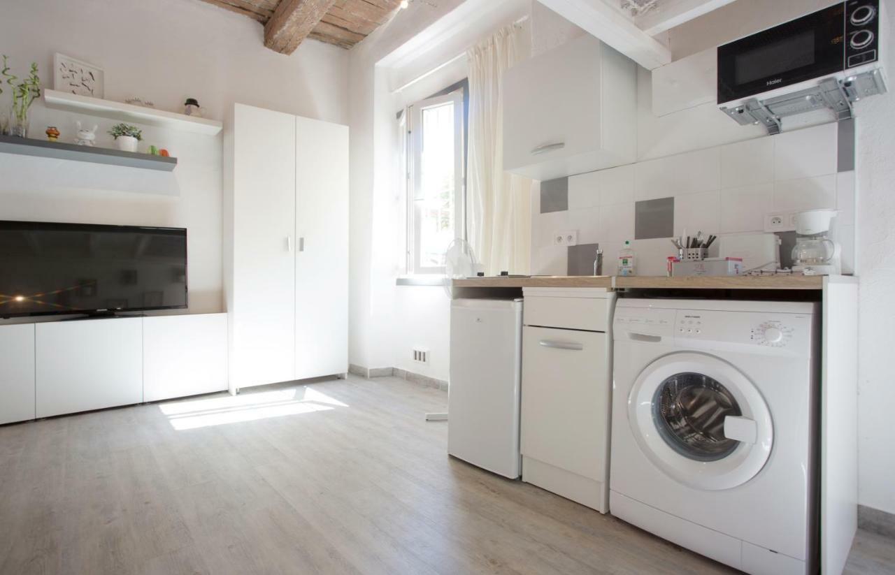 Gregbnb - Filet Suspendu ! - Parking Inclus - Climatise - Wifi -15min Gare Toulon